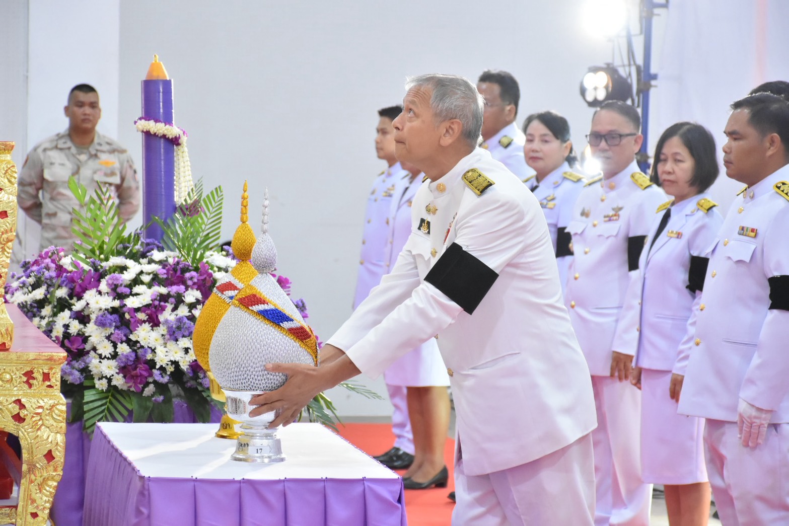 title - ส.ป.ก.อำนาจเจริญ ร่วมพิธีลงนามถวายพระพรชัยมงคล เจริญพระพุทธมนต์และทำบุญตักบาตร ถวายเป็นพระราชกุศล เนื่องในโอกาสวันเฉลิมพระชนมพรรษา สมเด็จพระนางเจ้าฯ พระบรมราชินี 
